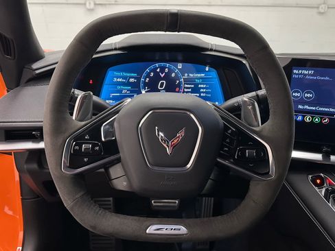Used 2023 Chevrolet Corvette Z06 RWD image 25
