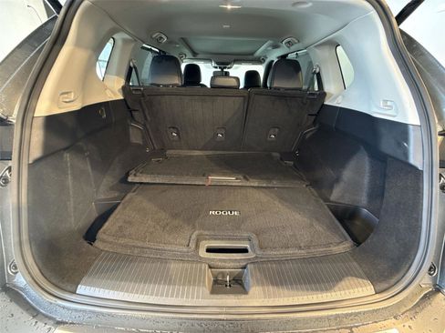 Used 2023 Nissan Rogue SL w/ SL Premium Package image 20