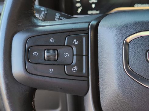 Used 2023 GMC Yukon AT4 AWD/4WD image 22