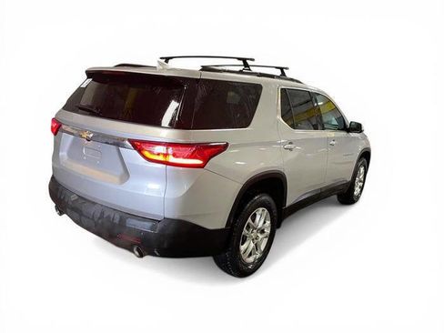 Used 2020 Chevrolet Traverse LT image 5