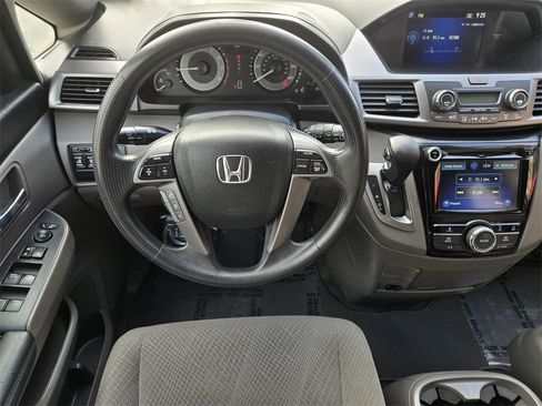 Used 2015 Honda Odyssey EX image 14