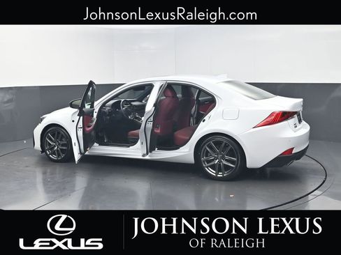 Certified 2019 Lexus IS 350 image 28