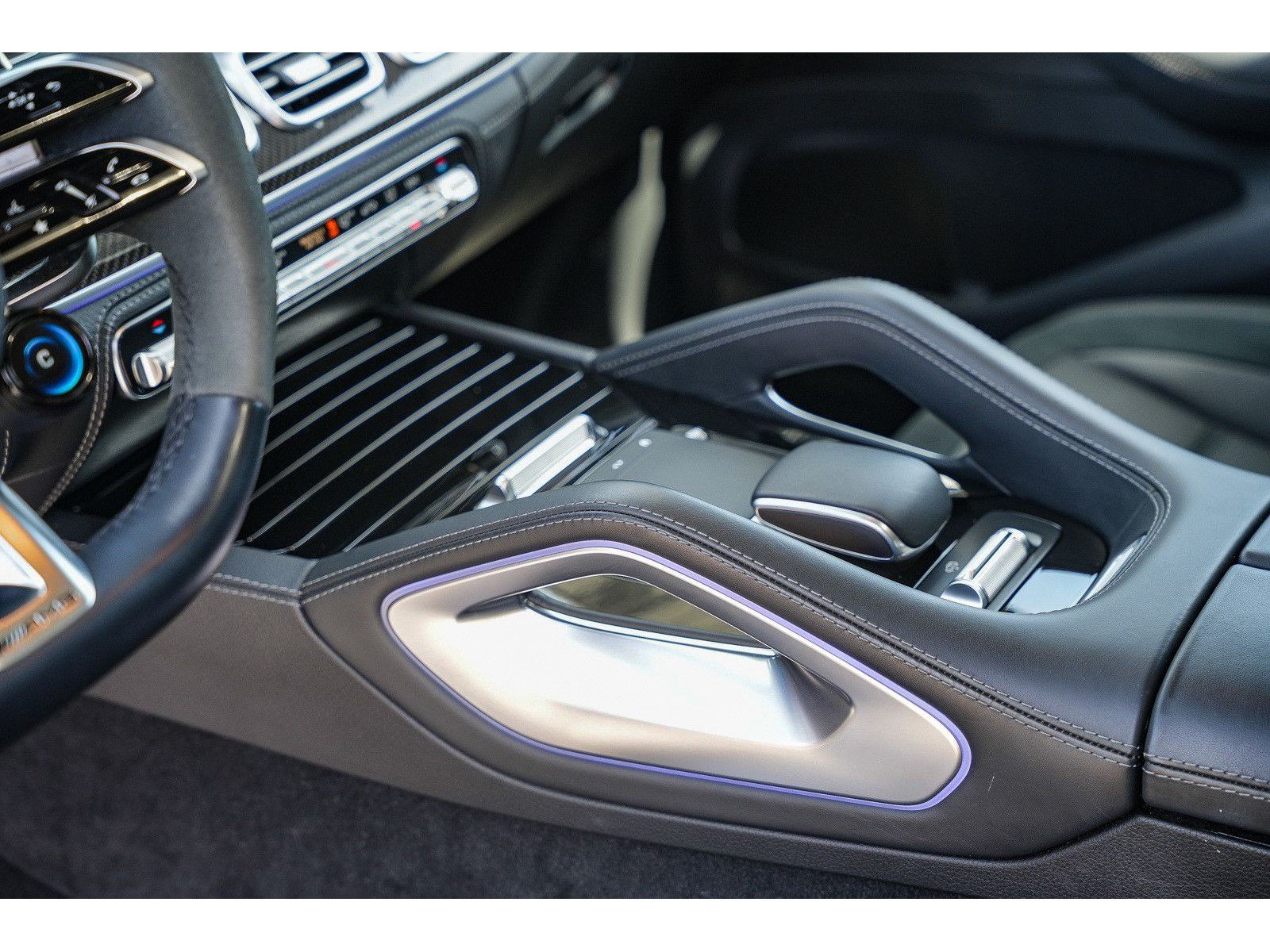 Certified 2025 Mercedes-Benz GLE 53 AMG 4MATIC image 21
