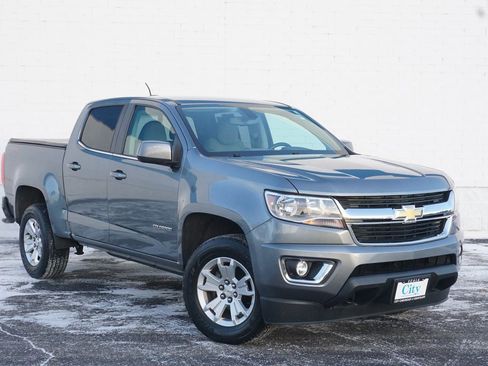 Used 2018 Chevrolet Colorado LT w/ LT Convenience Package image 2