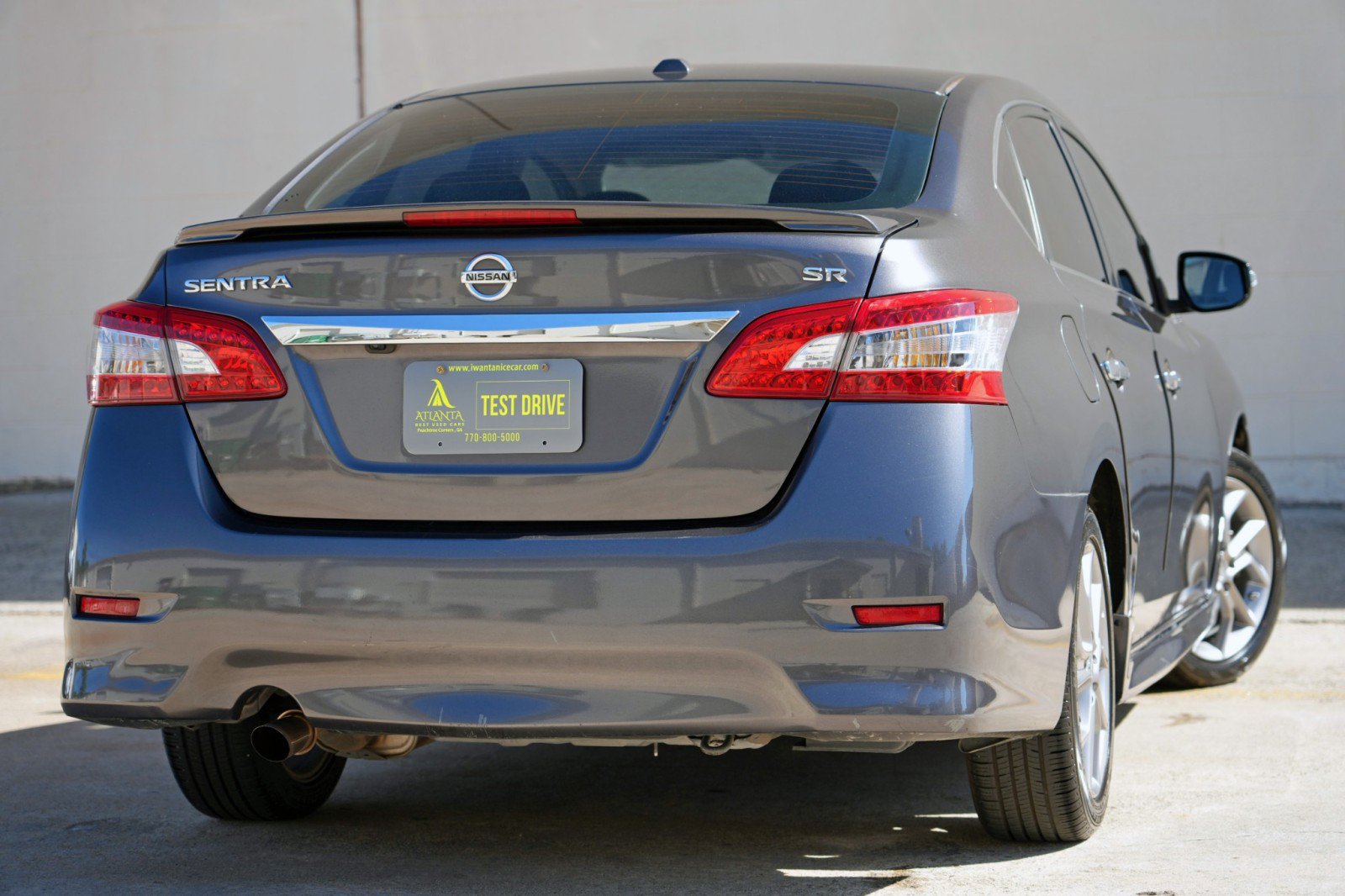 Used 2015 Nissan Sentra SR w/ Navigation Package FWD image 4
