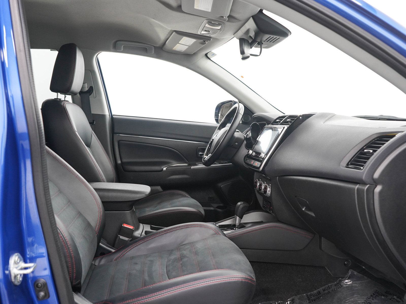 Used 2024 Mitsubishi Outlander Sport SE AWD/4WD image 12