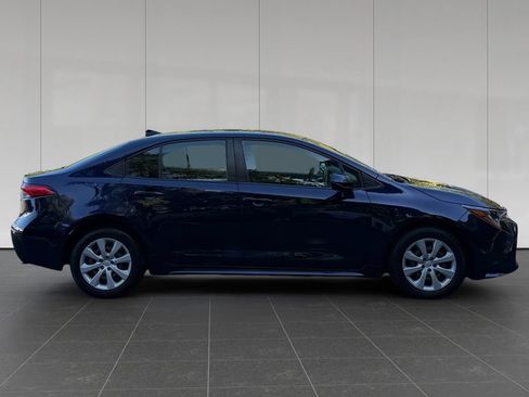 Used 2021 Toyota Corolla LE FWD image 6