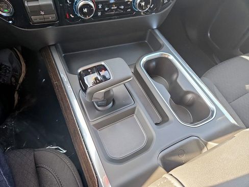 New 2026 GMC Sierra 1500 Elevation image 24