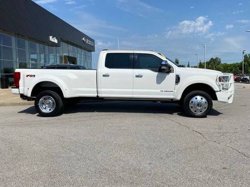 Used 2022 Ford F450 Platinum w/ FX4 Off-Road Package AWD/4WD image 9
