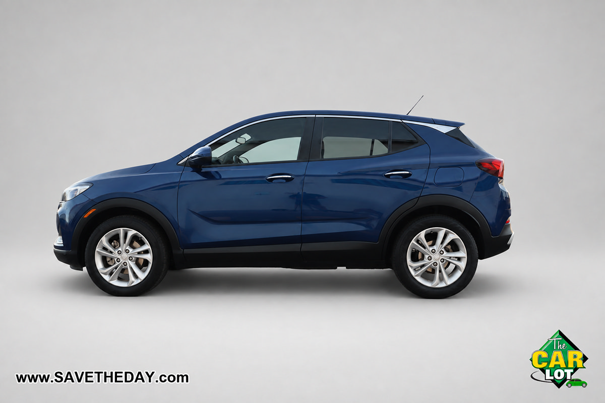 Used 2022 Buick Encore GX Preferred w/ Cold Weather Comfort Package FWD image 5