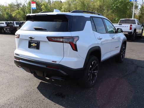 New 2026 Chevrolet Equinox RS w/ Convenience Package III FWD image 28
