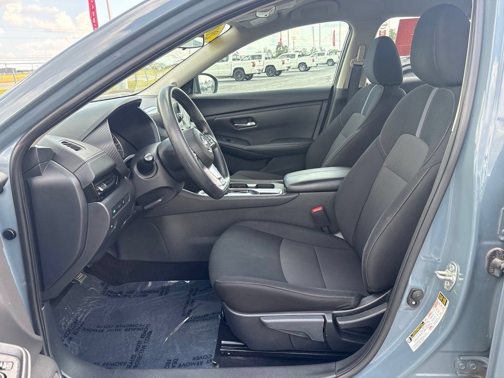 Used 2024 Nissan Sentra SV w/ Lighting Package FWD image 20