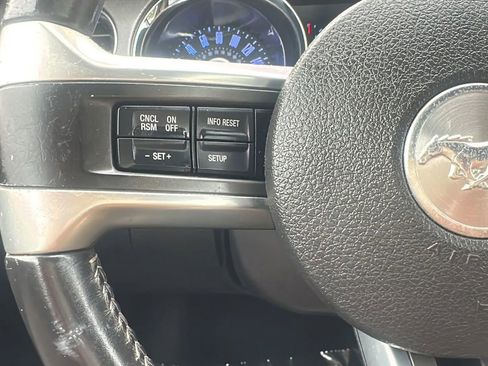 Used 2014 Ford Mustang Convertible RWD image 23