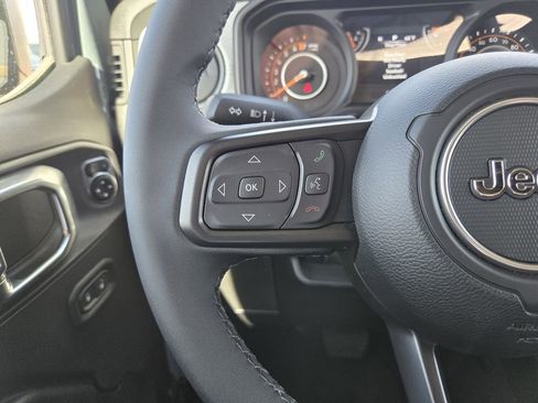 New 2026 Jeep Gladiator Sport AWD/4WD image 14