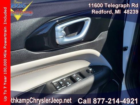 Certified 2022 Jeep Compass Limited image 9