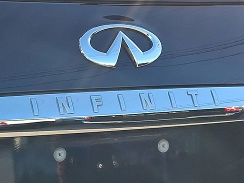 Used 2019 INFINITI QX60 Luxe w/ Essential Package image 39