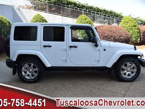 Used 2015 Jeep Wrangler Unlimited Sahara w/ Katzkin Premium Leather Group image 11