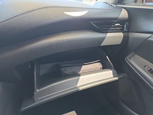 Used 2024 Nissan Sentra SV FWD image 29