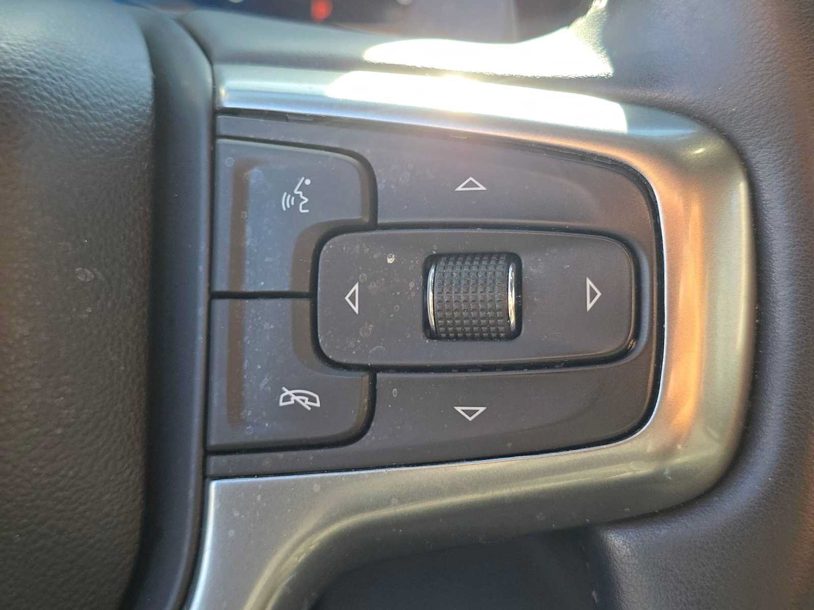 Used 2024 Chevrolet Silverado 1500 LT Trail Boss w/ Convenience Package II AWD/4WD image 29