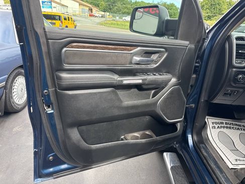 Used 2019 RAM 1500 Laramie AWD/4WD image 15