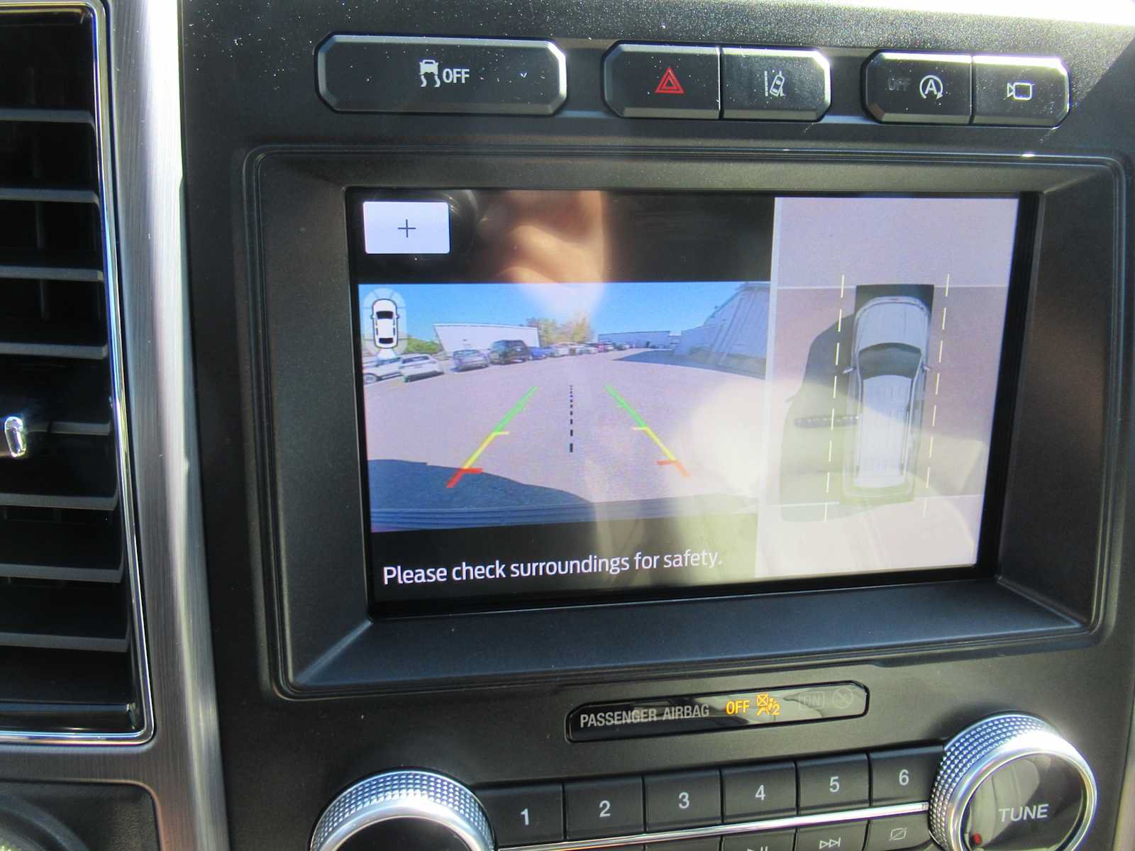 Used 2021 Ford Expedition Platinum RWD image 32