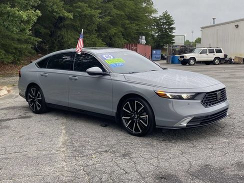 Certified 2025 Honda Accord Touring image 6