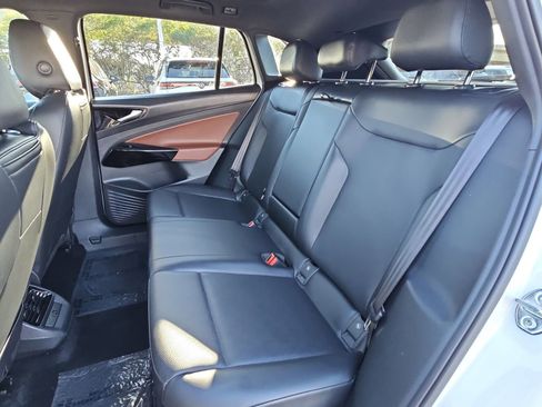 Used 2022 Volkswagen ID.4 Pro S image 14