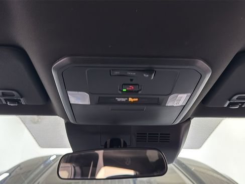 Used 2024 Toyota Tacoma SR image 11