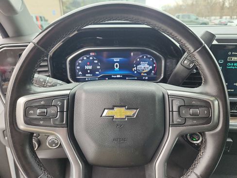 Used 2024 Chevrolet Silverado 2500 LT image 18