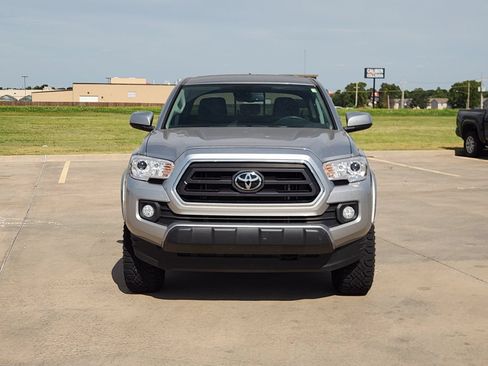 Used 2023 Toyota Tacoma SR5 RWD image 6