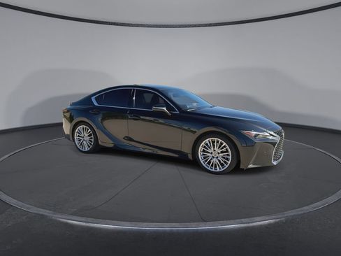 Used 2022 Lexus IS 300 w/ Premium Package RWD image 2