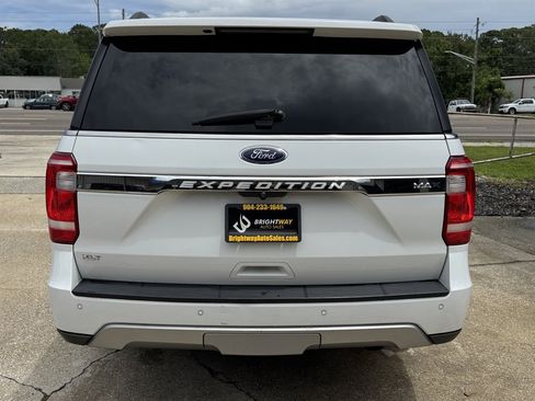 Used 2018 Ford Expedition Max XLT w/ Equipment Group 202A RWD image 6