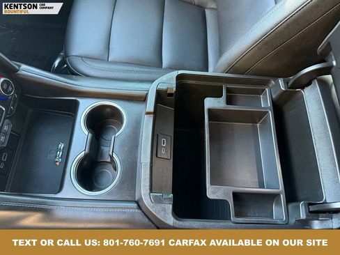 Used 2024 Chevrolet Suburban Z71 image 25