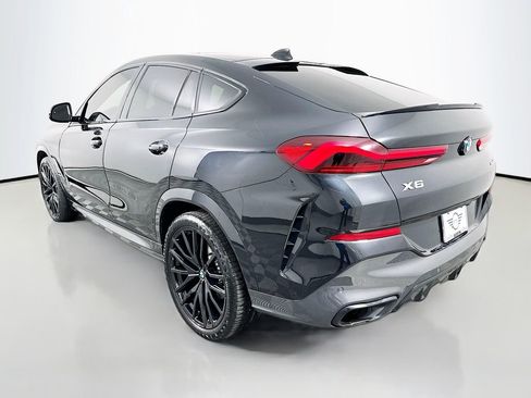 Used 2022 BMW X6 xDrive40i w/ M Sport Package image 7