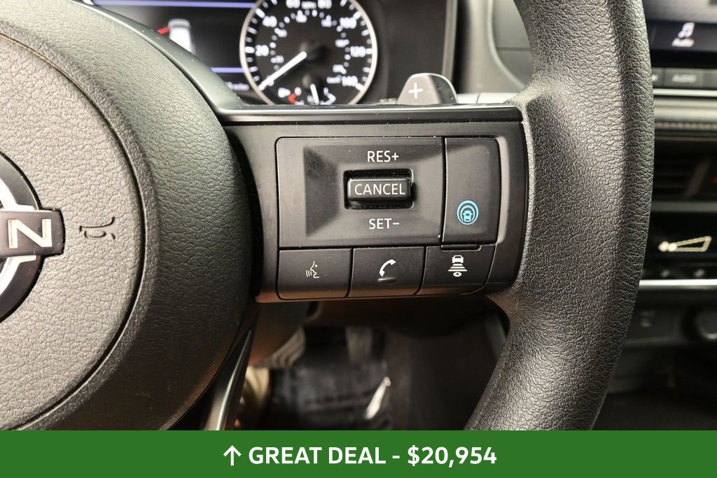 Used 2024 Nissan Rogue SV AWD/4WD image 18
