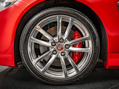 Used 2017 Chevrolet SS RWD image 13