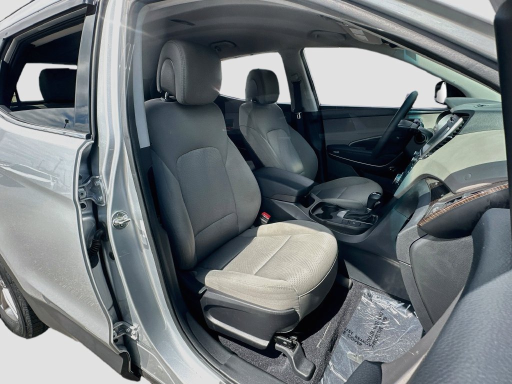 Used 2018 Hyundai Santa Fe Sport w/ 2.4L Value Package 02 FWD image 26