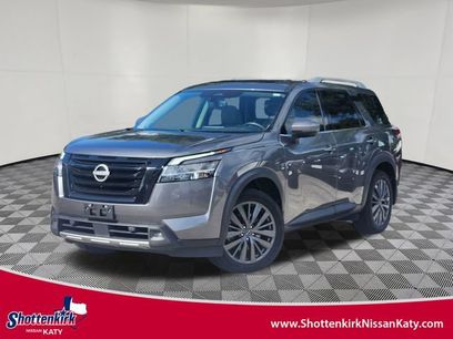 Used 2022 Nissan Pathfinder SL w/ SL Premium Package
