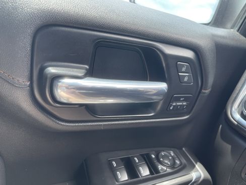 Used 2021 GMC Sierra 1500 AT4 w/ AT4 Value Package AWD/4WD image 22