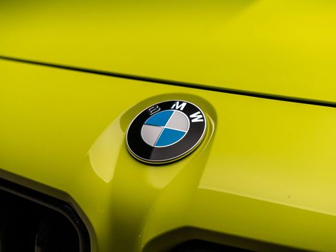 Used 2025 BMW M2 w/ Lighting Package image 20