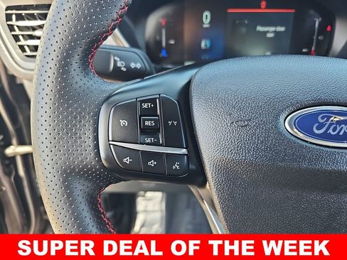Used 2025 Ford Escape ST-Line image 16