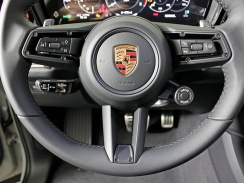 New 2026 Porsche Cayenne S image 23