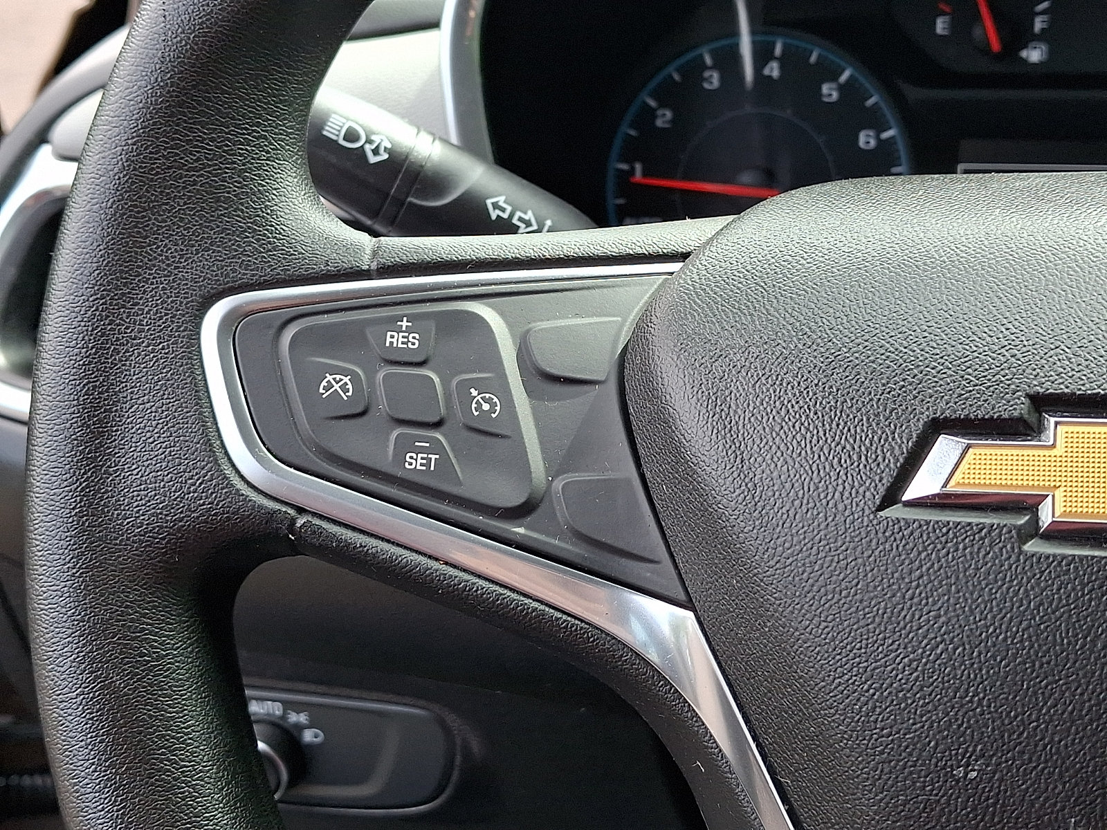 Used 2018 Chevrolet Equinox LS AWD/4WD image 20
