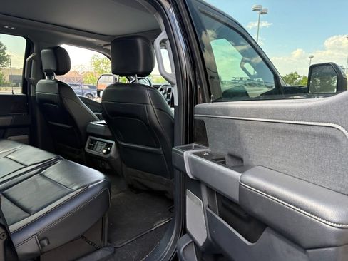 Used 2024 Ford F250 Lariat w/ Lariat Ultimate Package AWD/4WD image 29