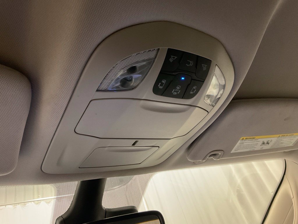 Used 2024 Chrysler Pacifica Touring-L FWD image 27