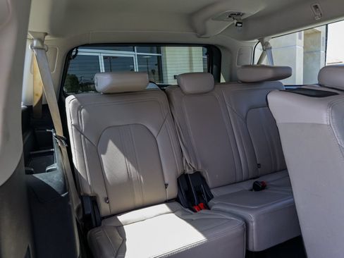 Used 2024 Ford Expedition Max Limited RWD image 23