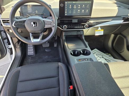 New 2026 Honda Prologue EX image 19