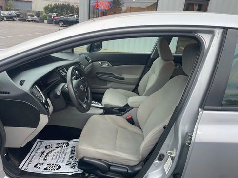 Used 2013 Honda Civic LX image 5