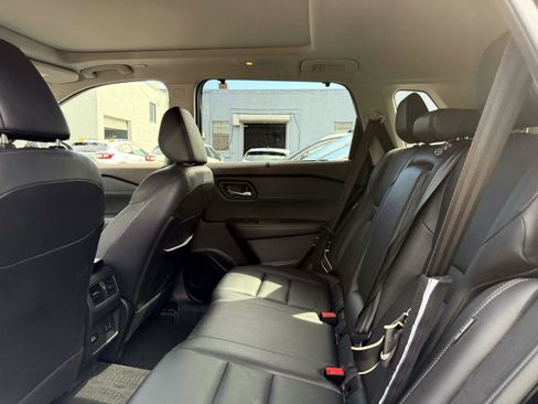 Used 2023 Nissan Rogue SL w/ SL Premium Package AWD/4WD image 12