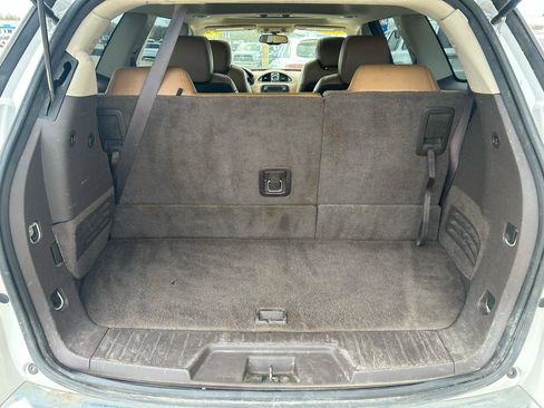 Used 2017 Buick Enclave Leather w/ Enclave Bronze Edition image 18